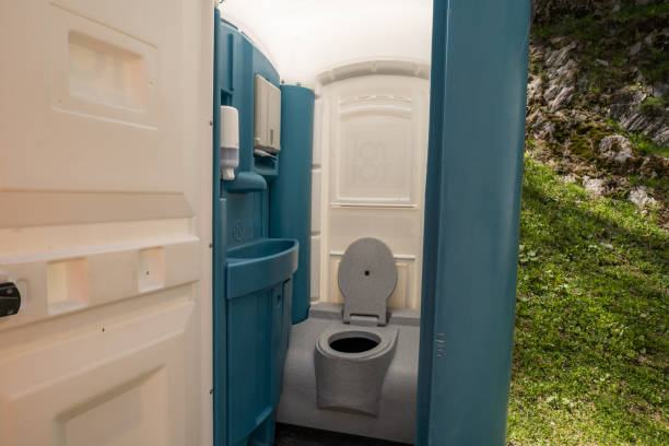 Portable Toilet Options We Offer in Silver Lake, KS